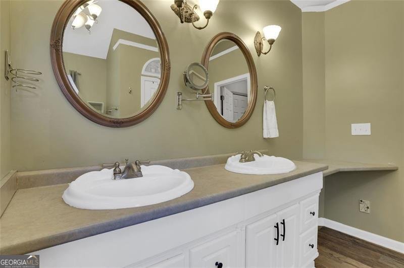 940 PLANTERS Place Loganville - 34