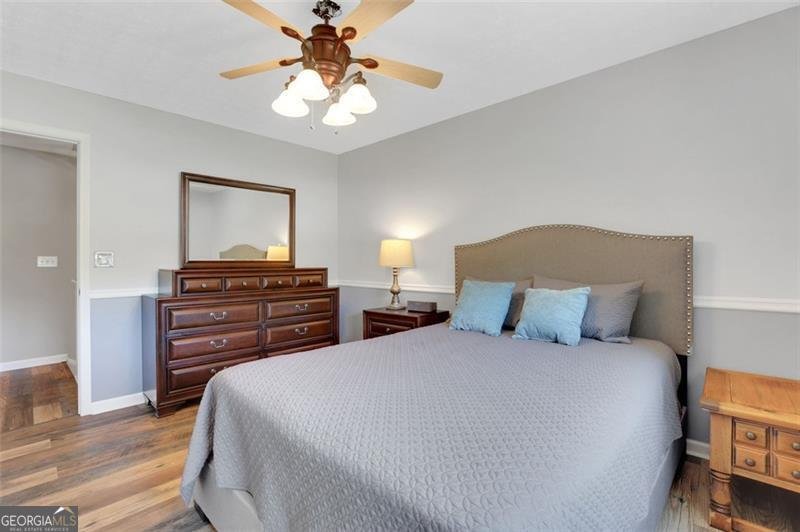 940 PLANTERS Place Loganville - 40