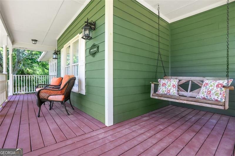 940 PLANTERS Place Loganville - 5