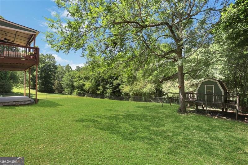 940 PLANTERS Place Loganville - 53