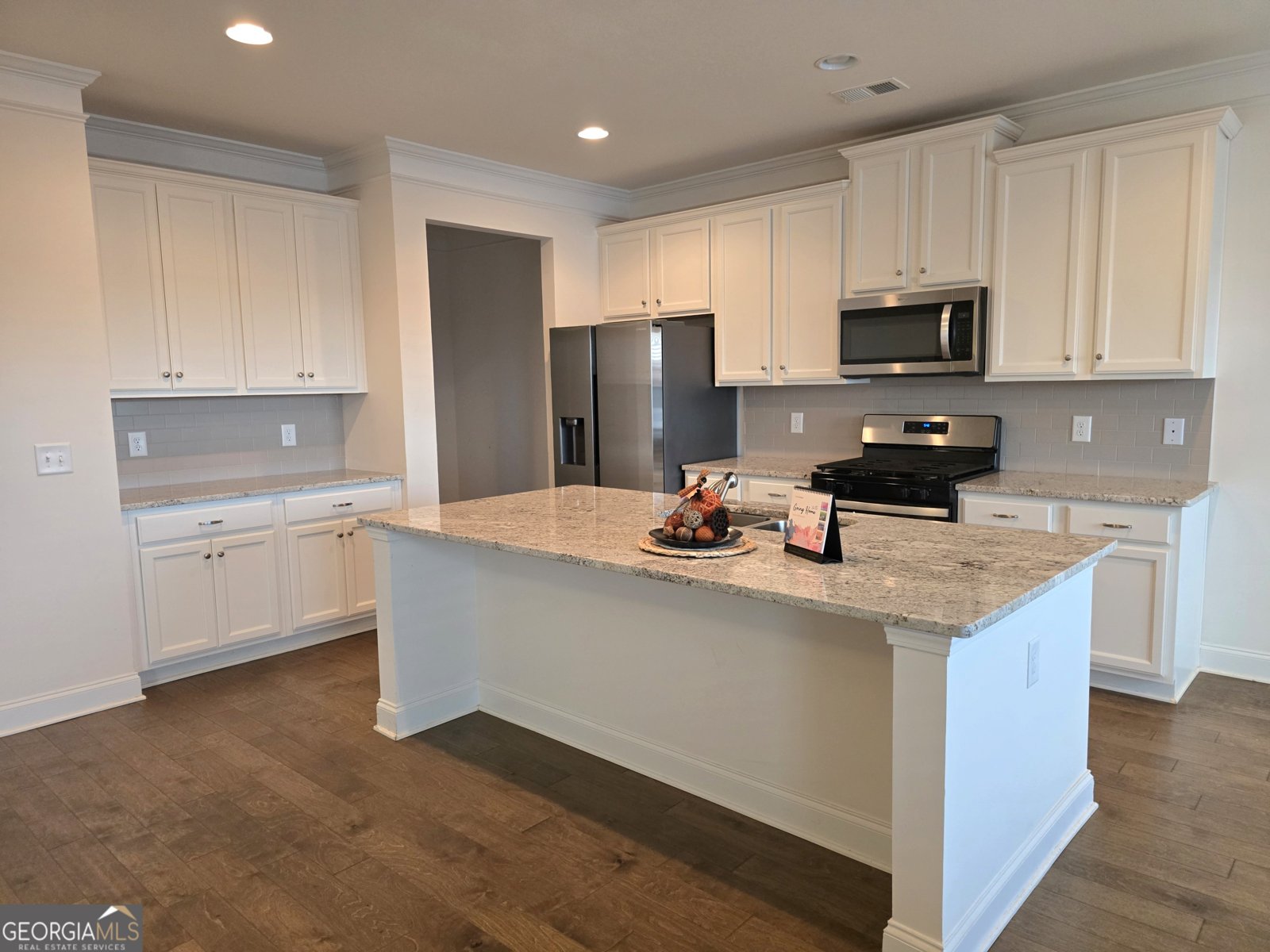 5171 WOODLINE Auburn - 5