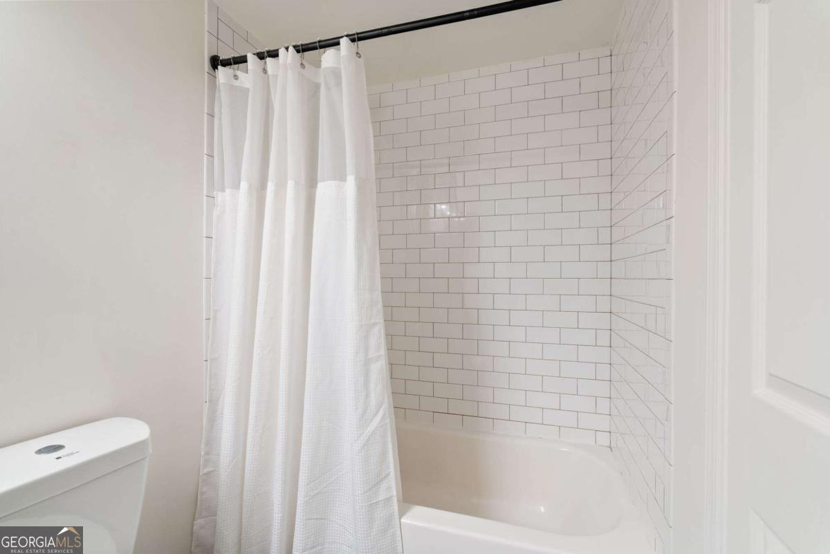 1 Biscayne Drive Atlanta - 10