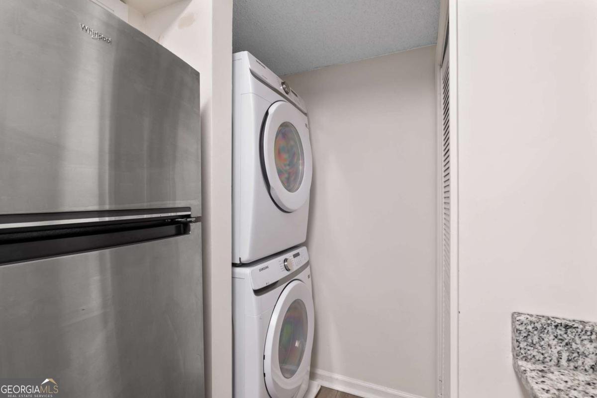 1 Biscayne Drive Atlanta - 16