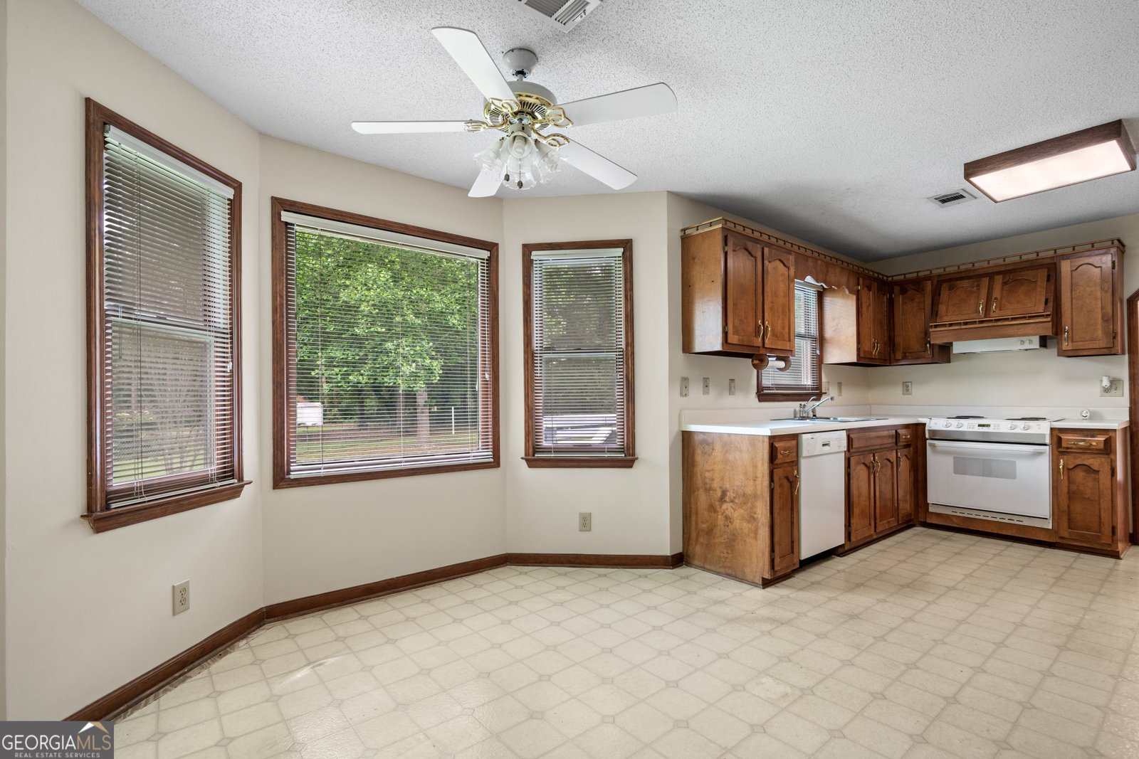 120 Bransford Drive Macon - 25