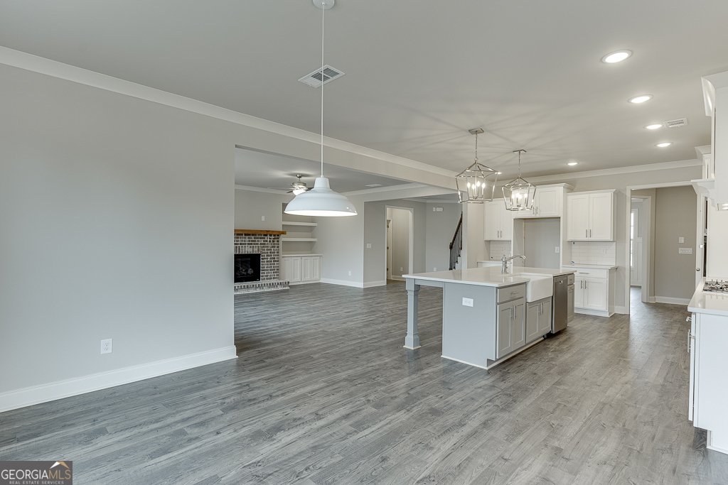 8935 Claude Martin Drive Gainesville - 24