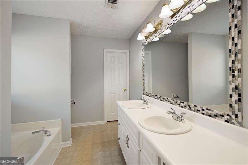 4250 Ridgebrook Bend Cumming - 18