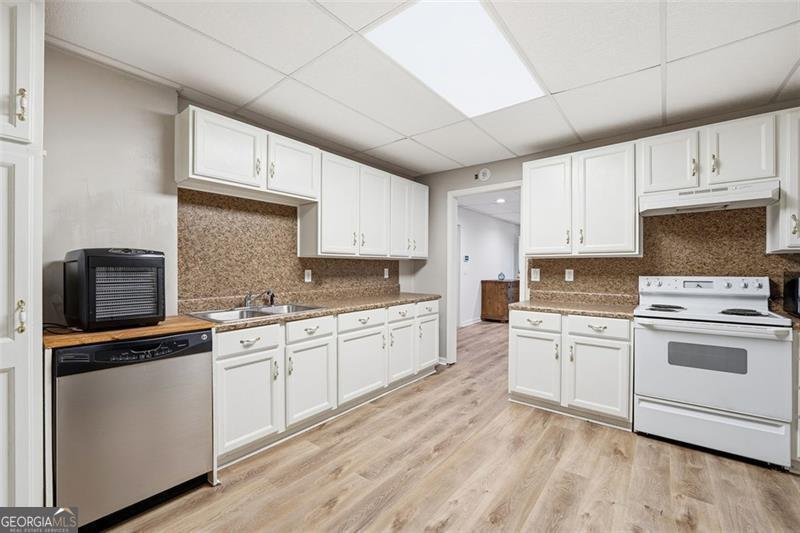 1665 Adair Boulevard Cumming - 34