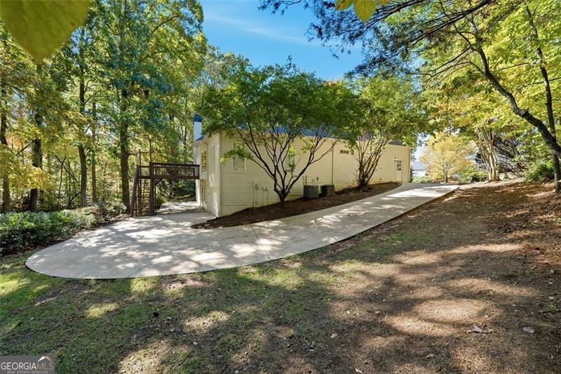 1665 Adair Boulevard Cumming - 38