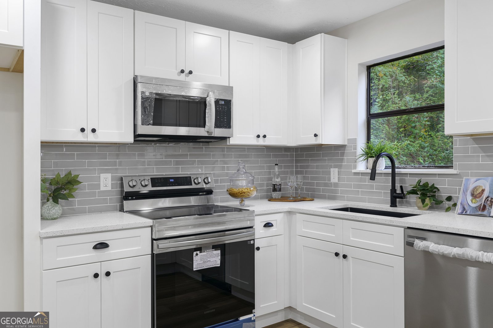 106 Pioneer Drive Woodstock - 11