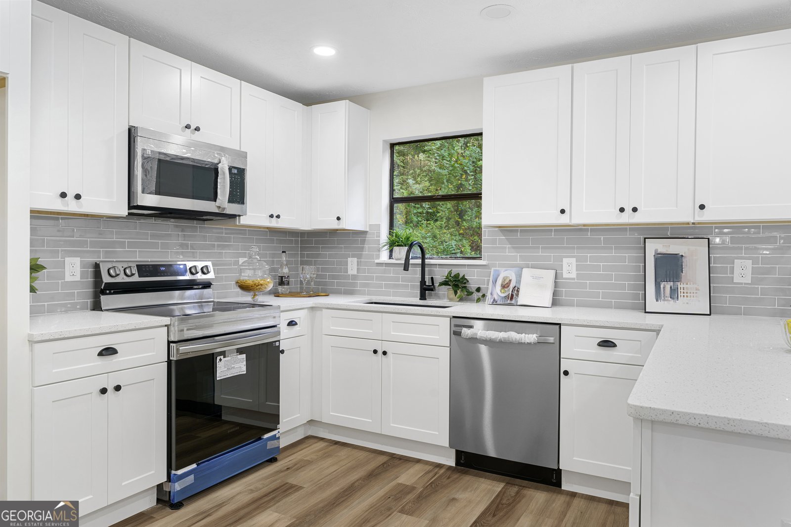 106 Pioneer Drive Woodstock - 12