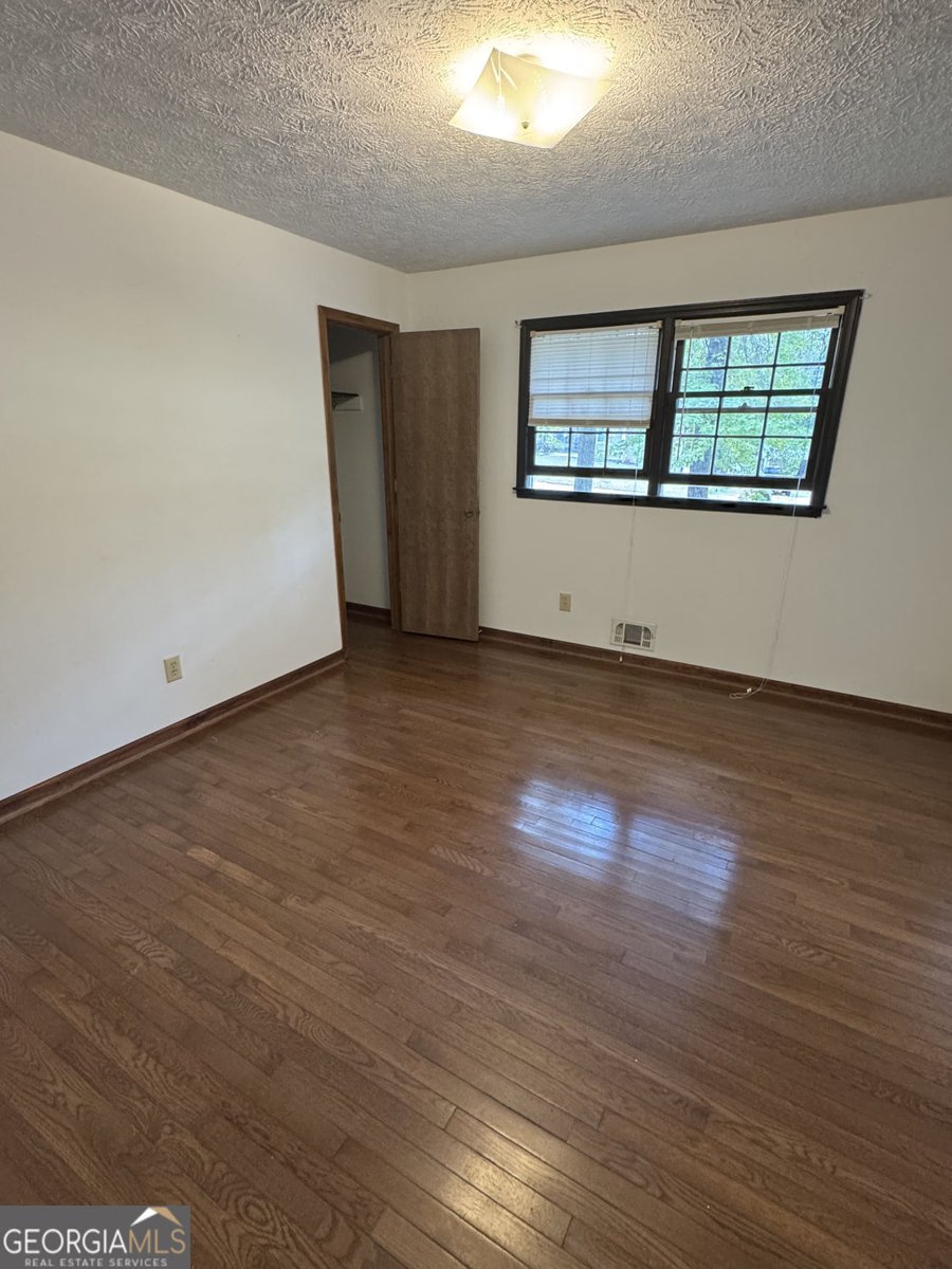 3827 Sherwood Drive Douglasville - 17