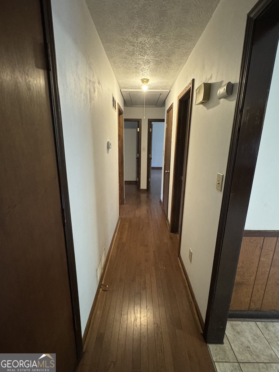 3827 Sherwood Drive Douglasville - 19