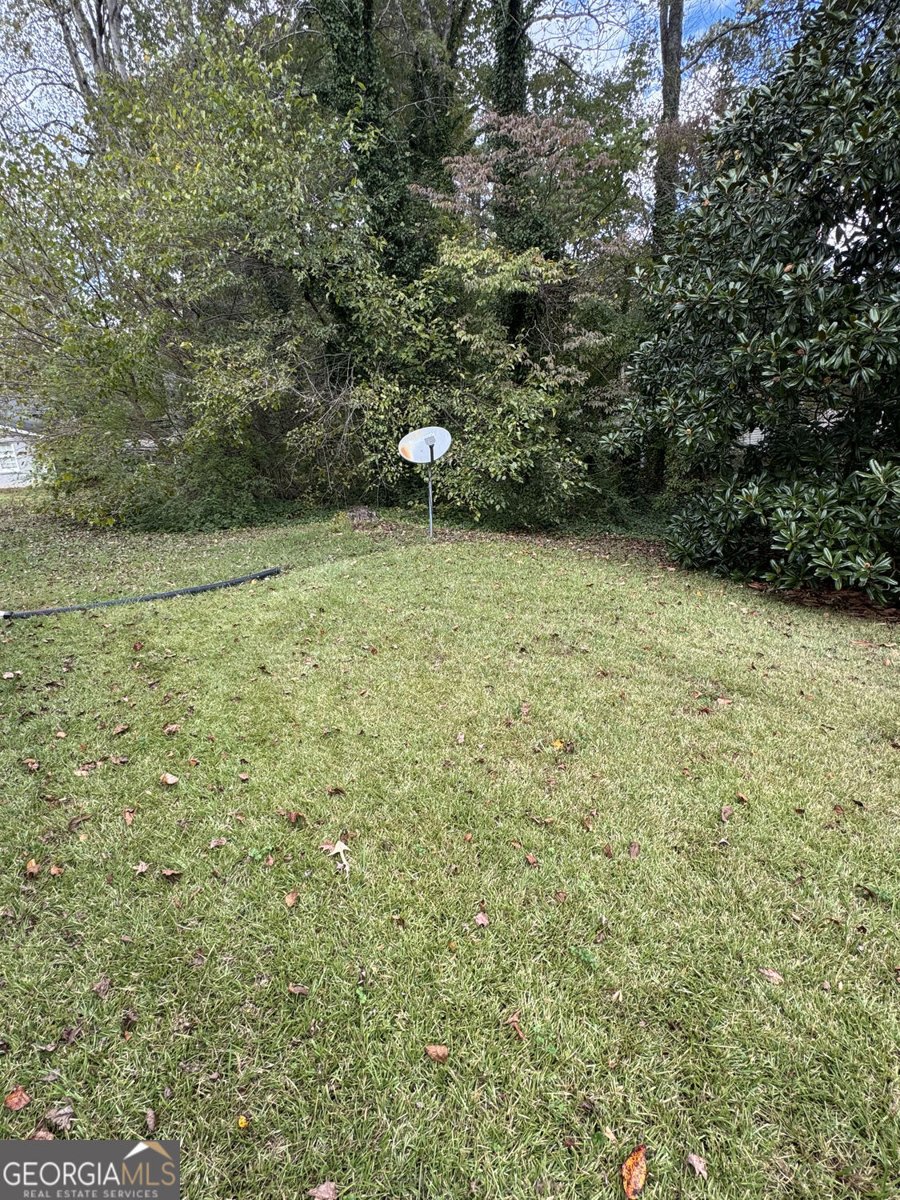 3827 Sherwood Drive Douglasville - 25