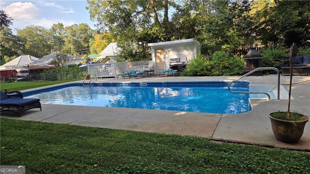 116 Broad Street Winder - 22