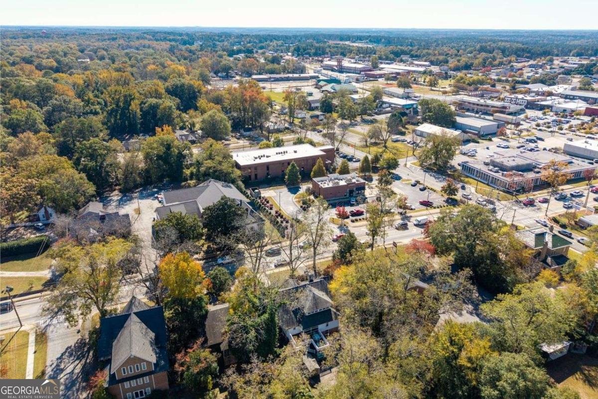 116 Broad Street Winder - 28