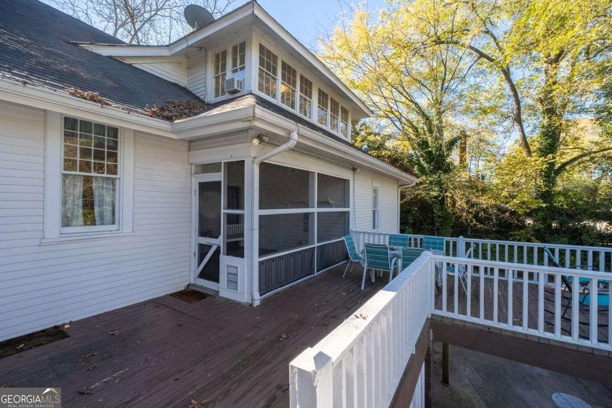 116 Broad Street Winder - 37