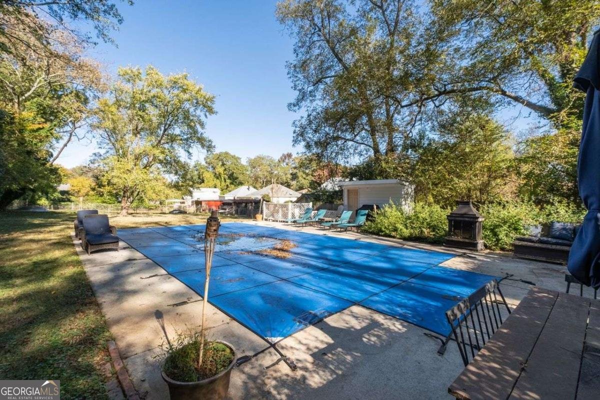 116 Broad Street Winder - 44