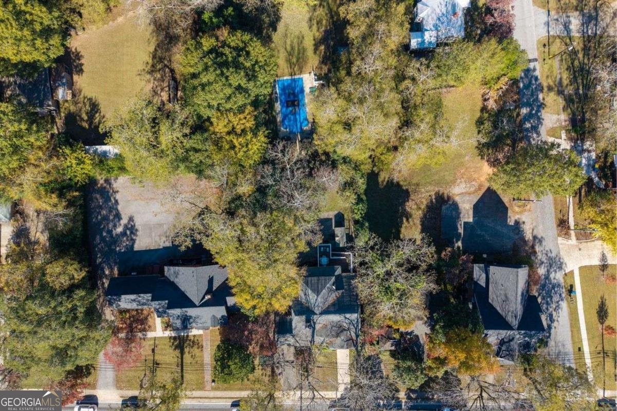 116 Broad Street Winder - 48