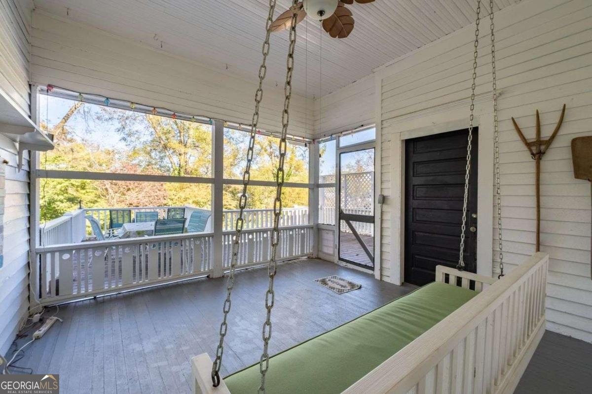 116 Broad Street Winder - 8