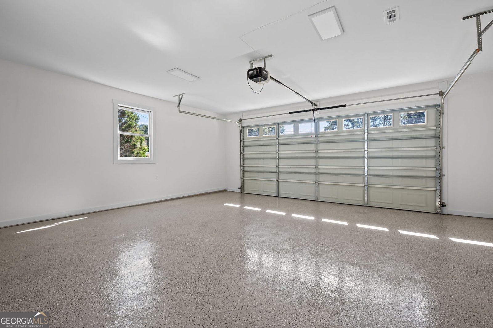 85 Franklin Road Newnan - 27