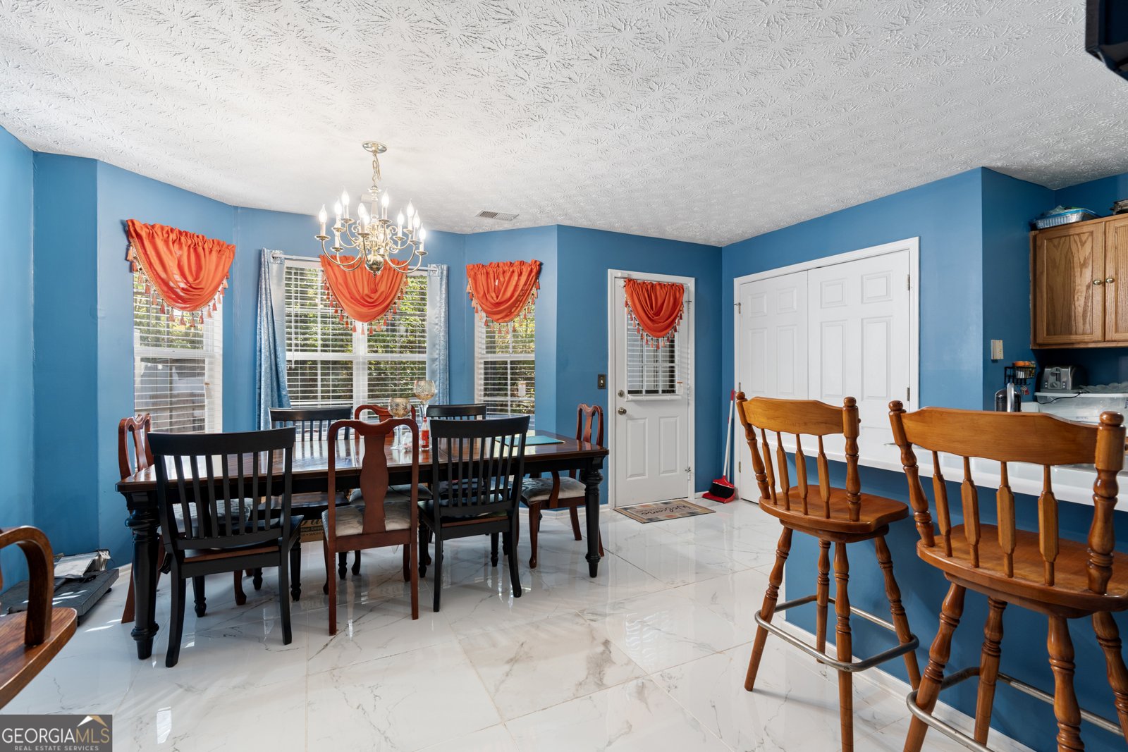 1346 Revelstoke Cove Riverdale - 5