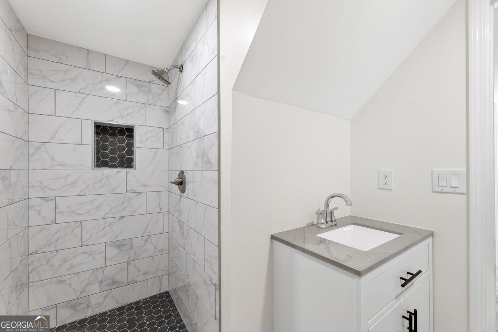 3849 Cardinal Drive Tucker - 23