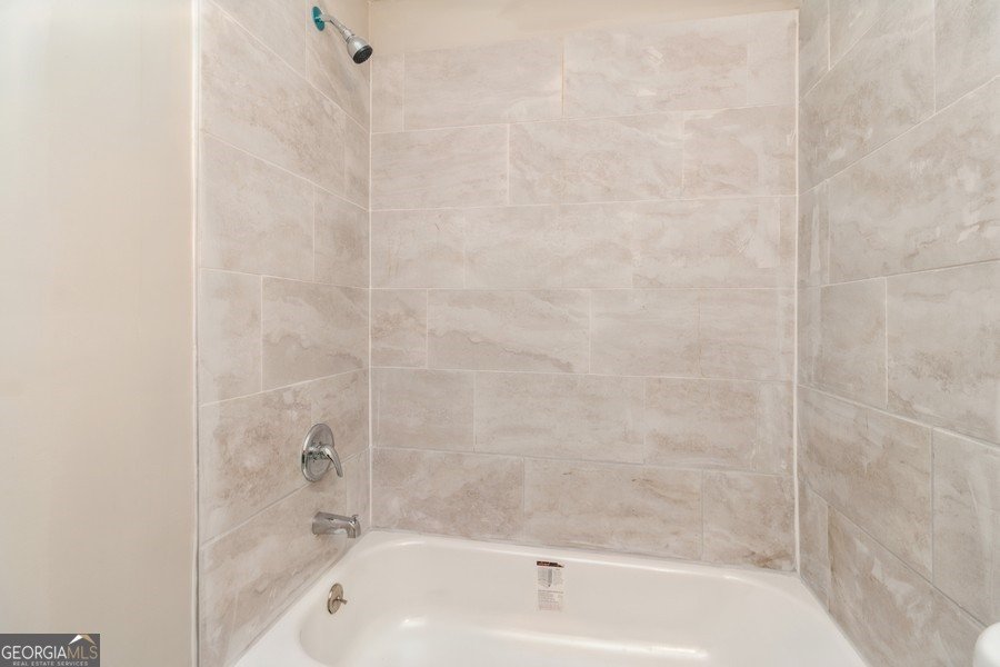 1094 Regent Street Atlanta - 11