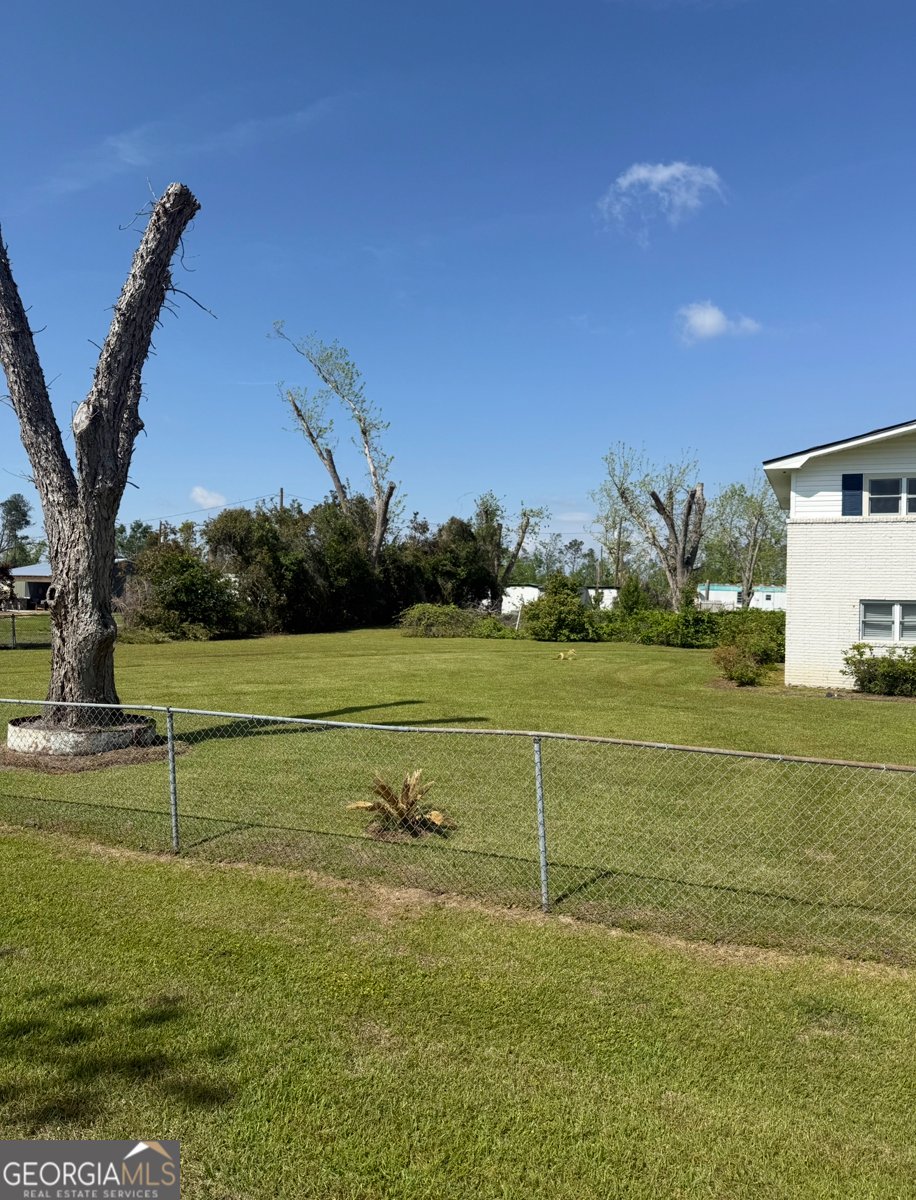 27 Park Lane Hazlehurst - 16