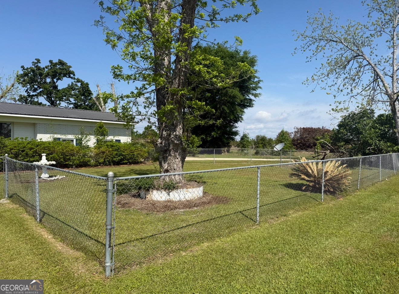 27 Park Lane Hazlehurst - 3