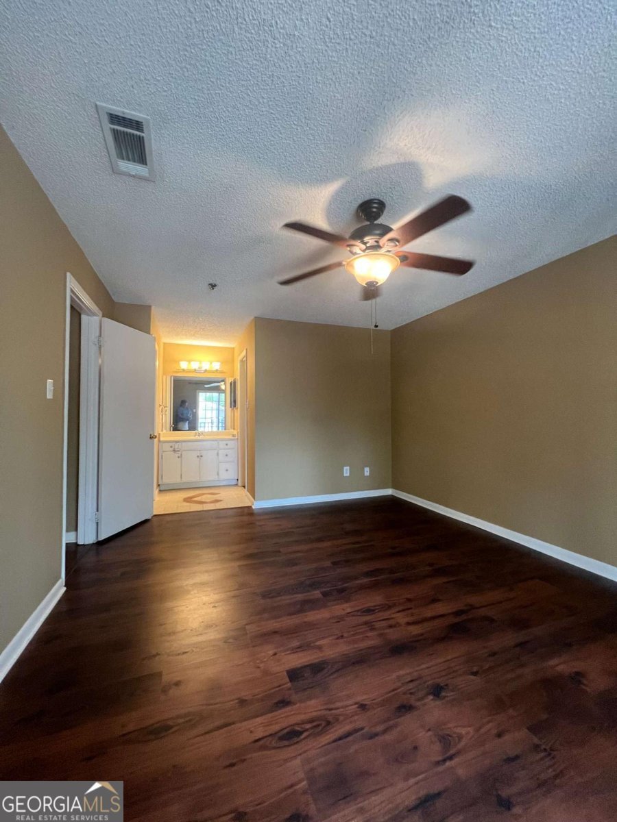 2092 Sherwood Street Valdosta - 17