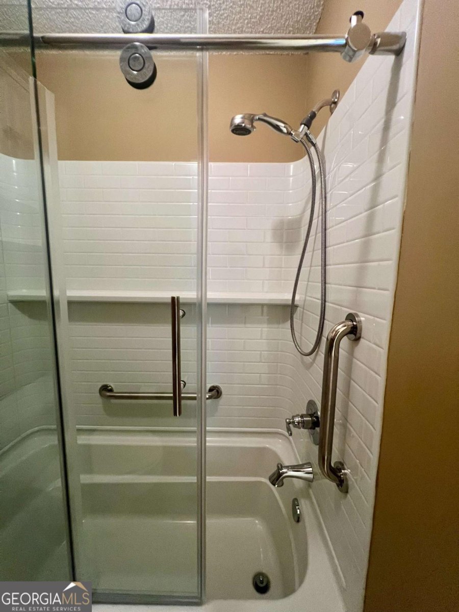 2092 Sherwood Street Valdosta - 20