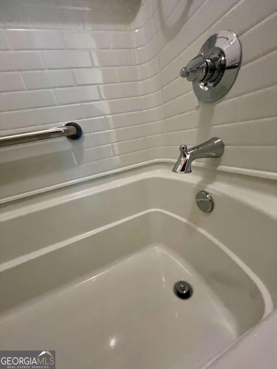 2092 Sherwood Street Valdosta - 21