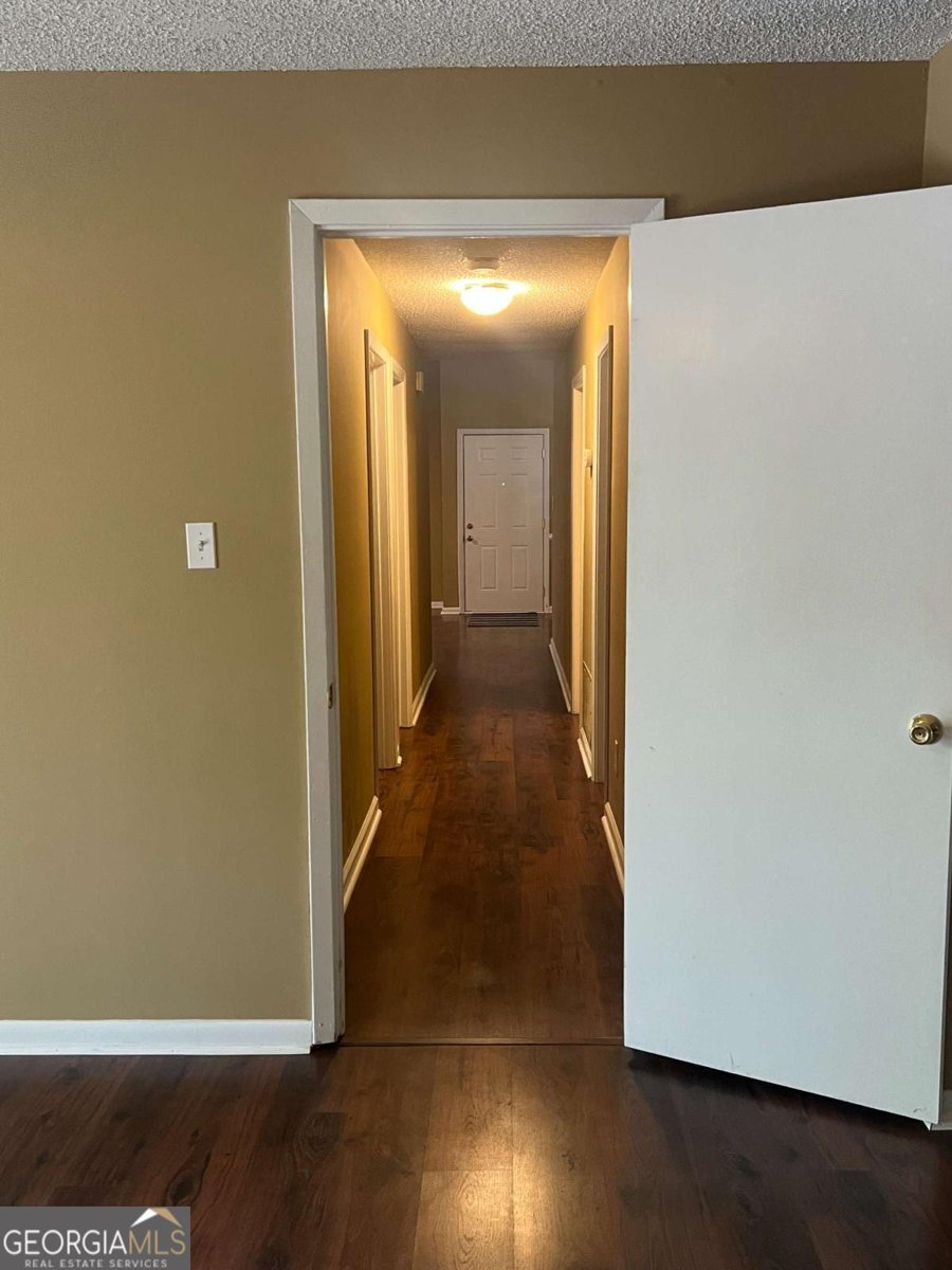 2092 Sherwood Street Valdosta - 25