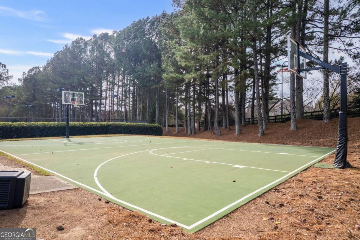 650 Chantress Court Alpharetta - 2