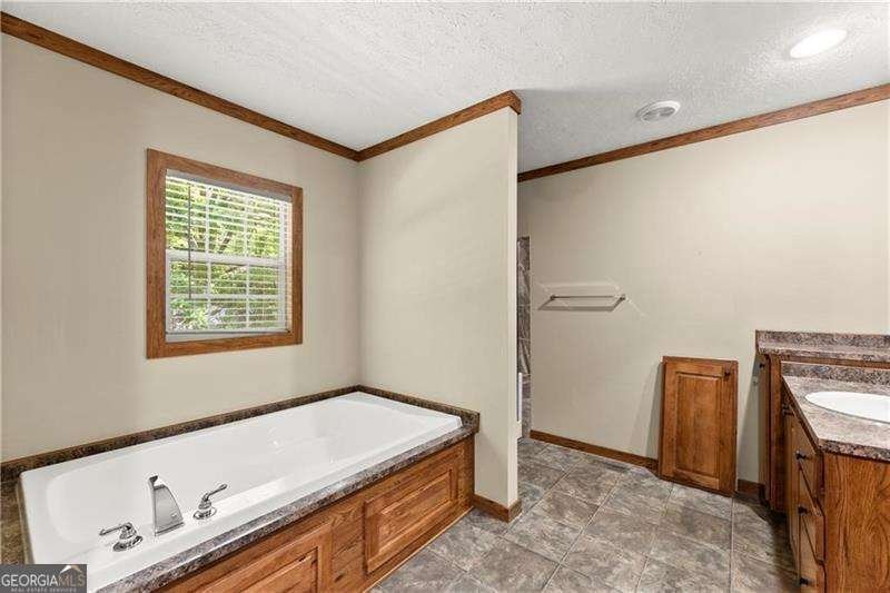 512 S Holly Springs Rd Woodstock - 13