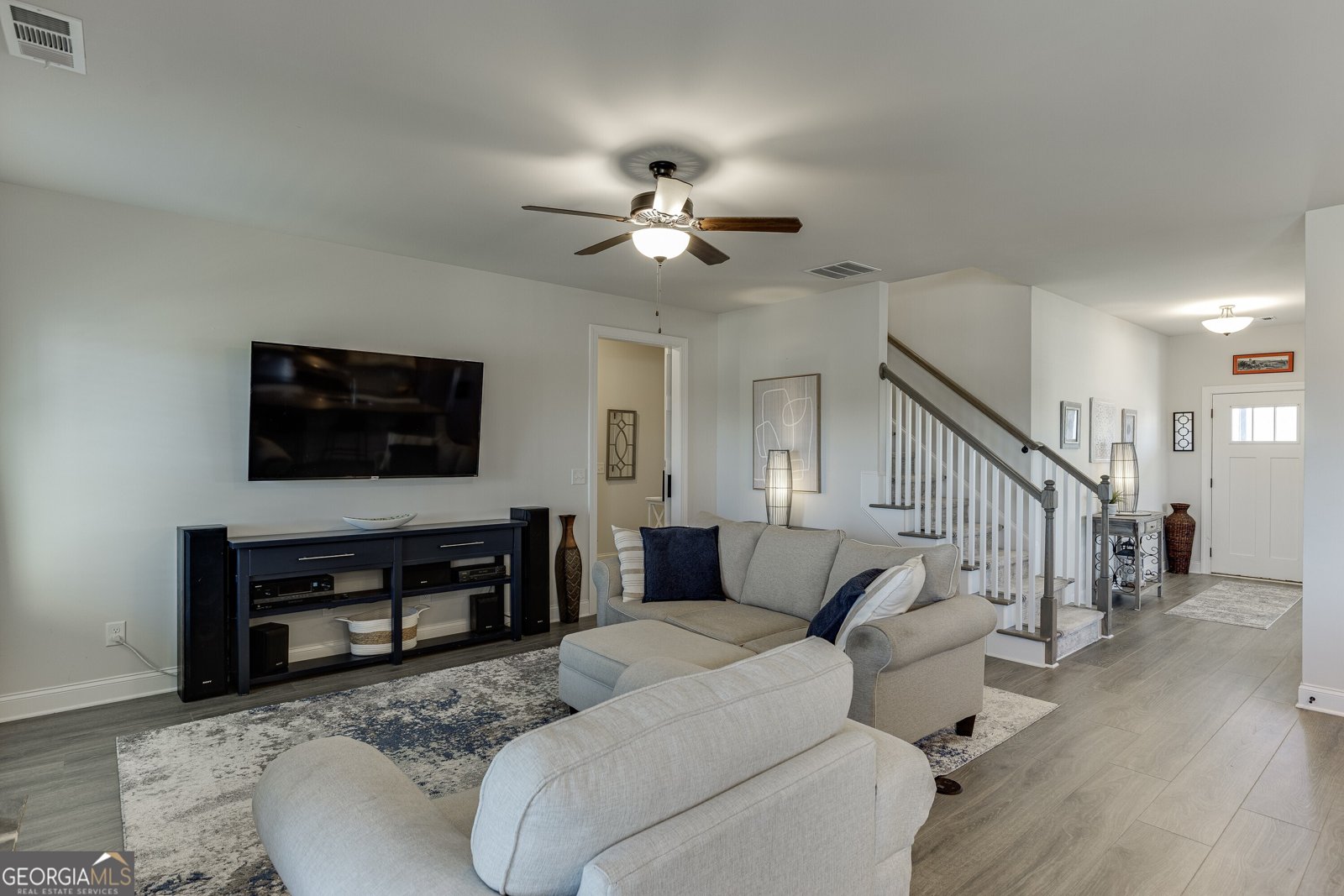 558 Calgary Downs Drive Winder - 17