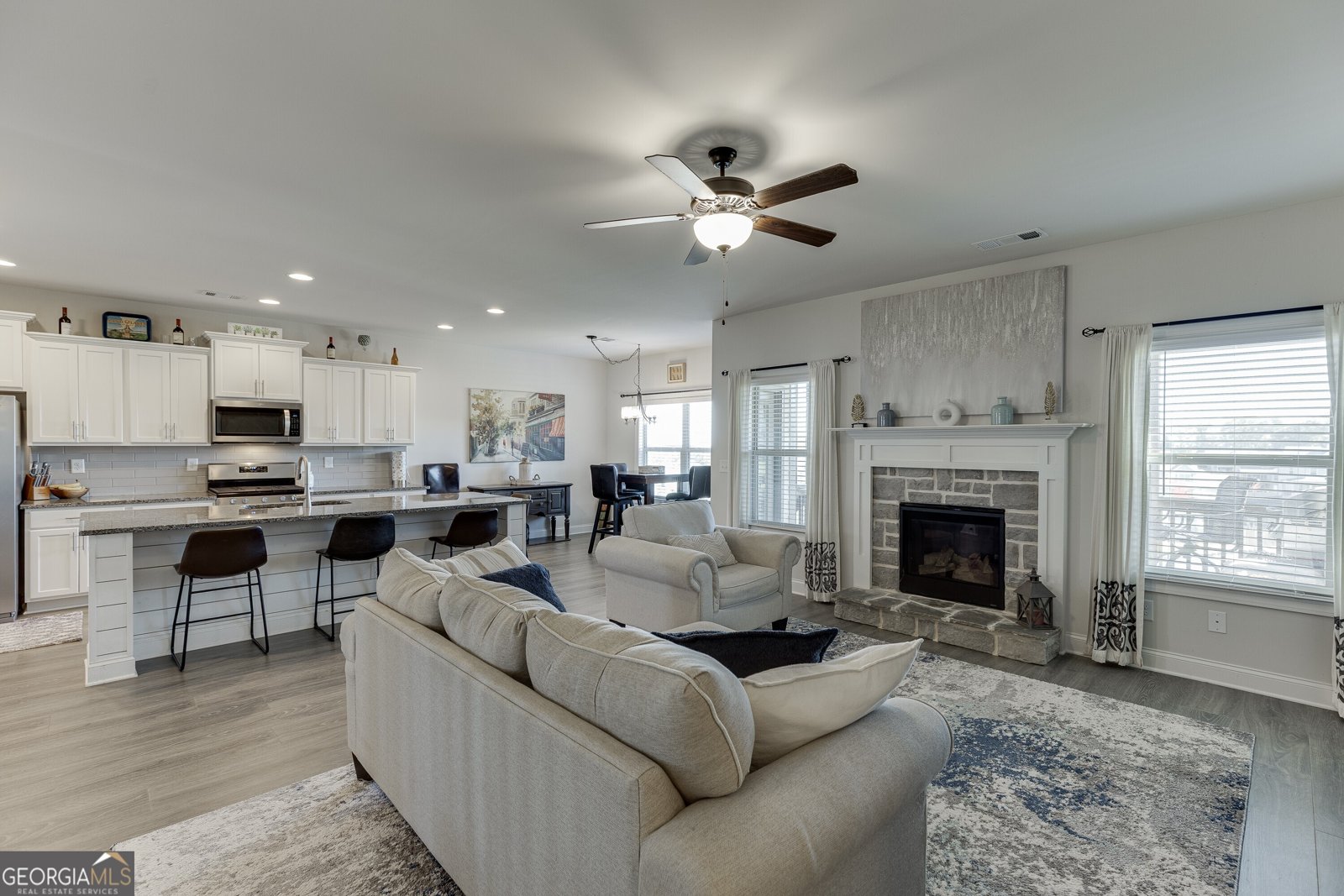 558 Calgary Downs Drive Winder - 19