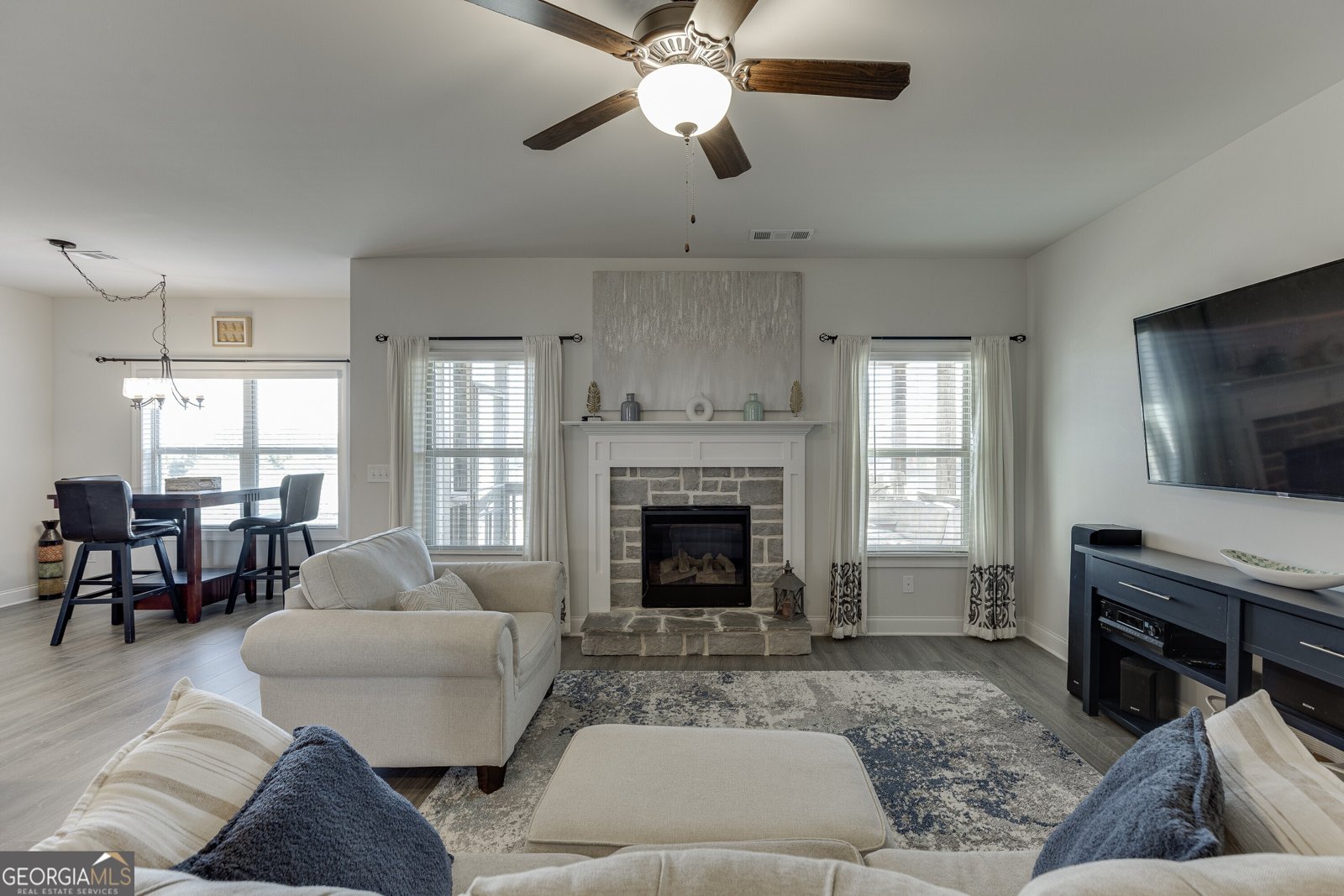 558 Calgary Downs Drive Winder - 21