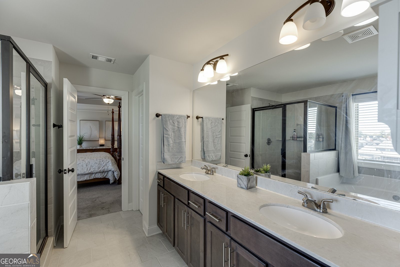 558 Calgary Downs Drive Winder - 33