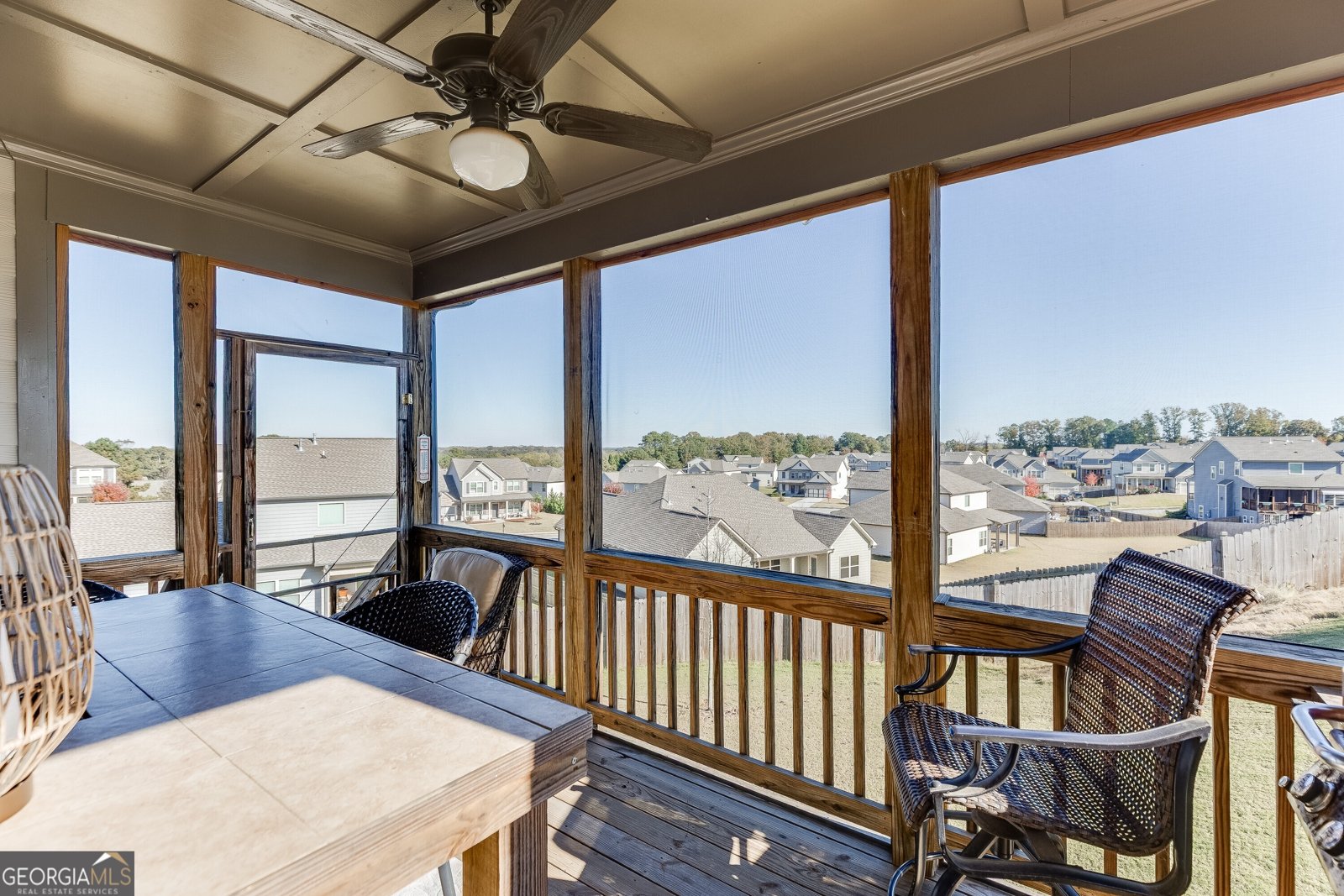 558 Calgary Downs Drive Winder - 43