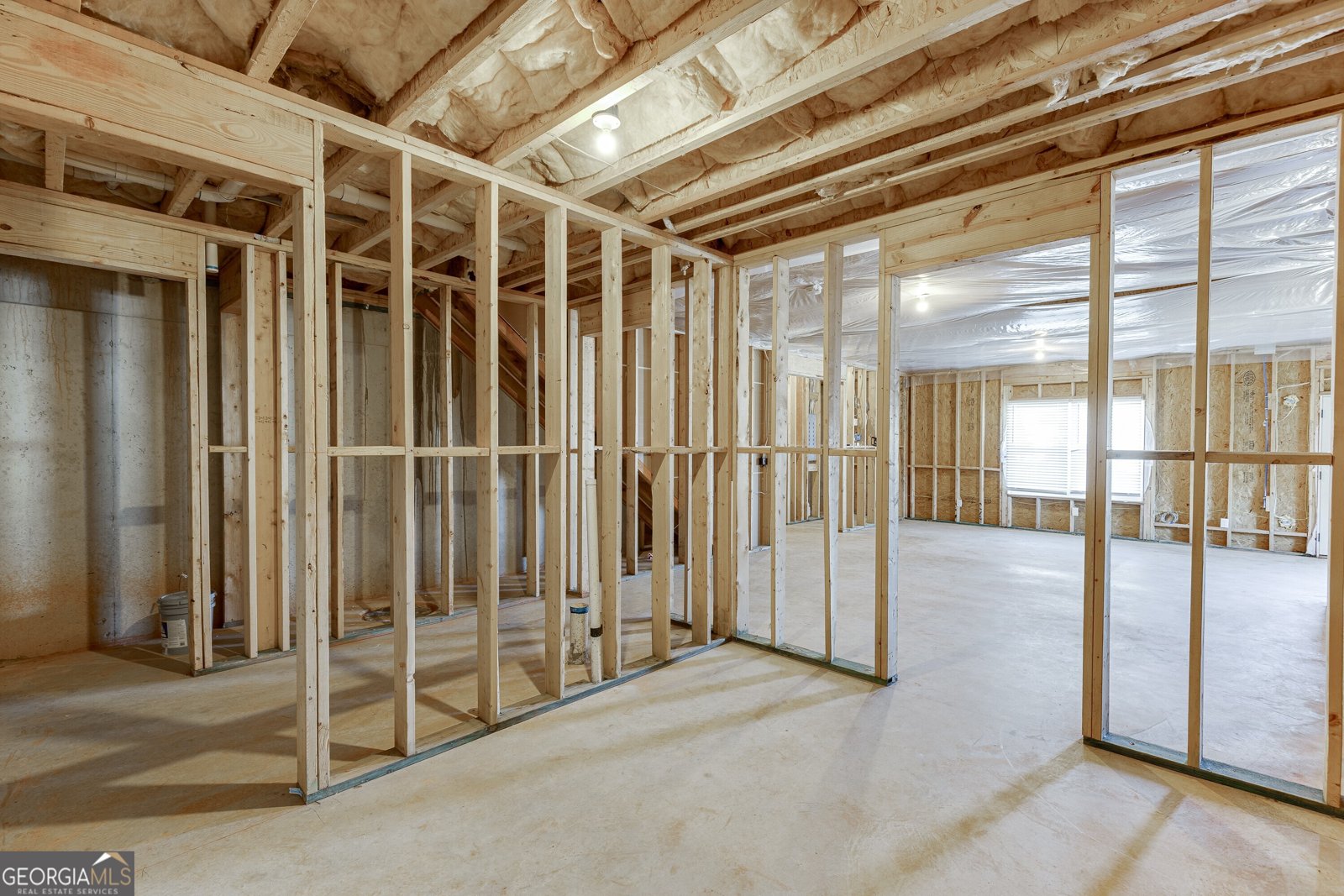 558 Calgary Downs Drive Winder - 45