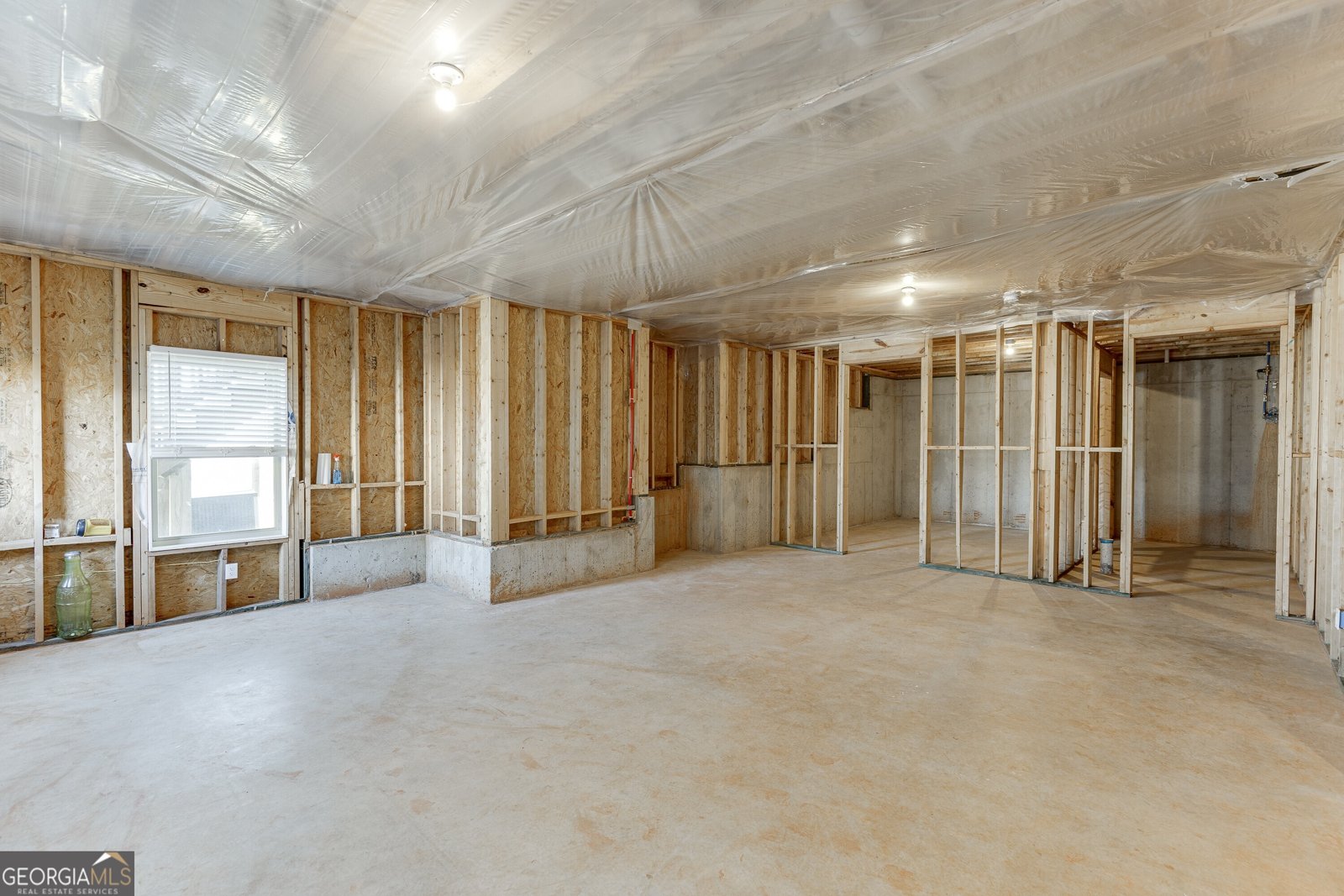 558 Calgary Downs Drive Winder - 46