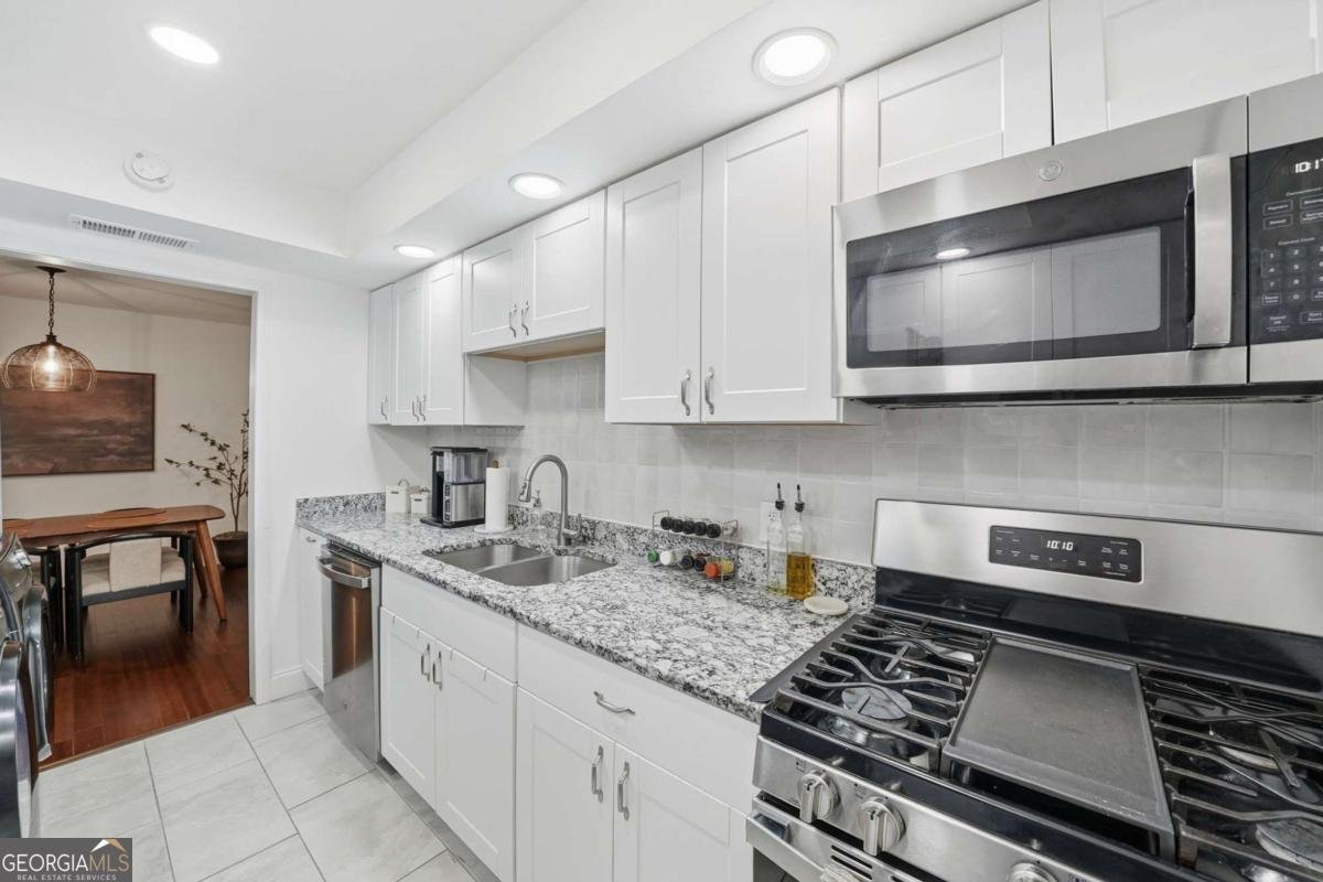 6851 Roswell Road Atlanta - 12