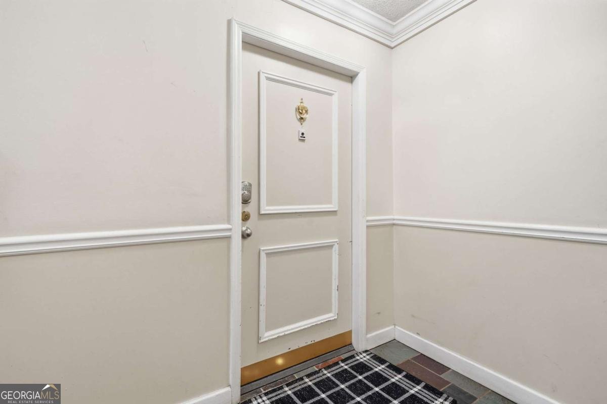 6851 Roswell Road Atlanta - 3