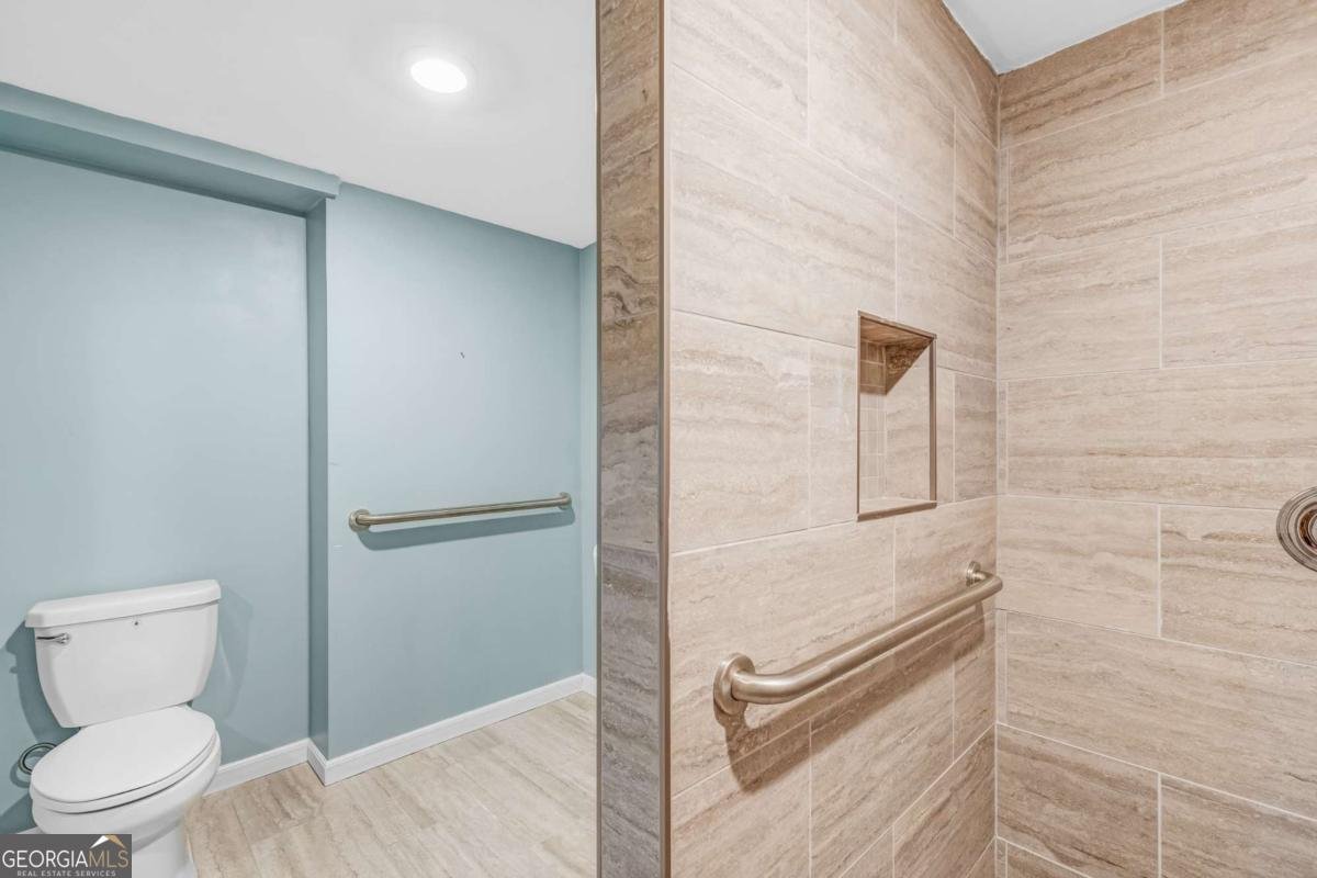 3792 Raccoon Run Marietta - 2