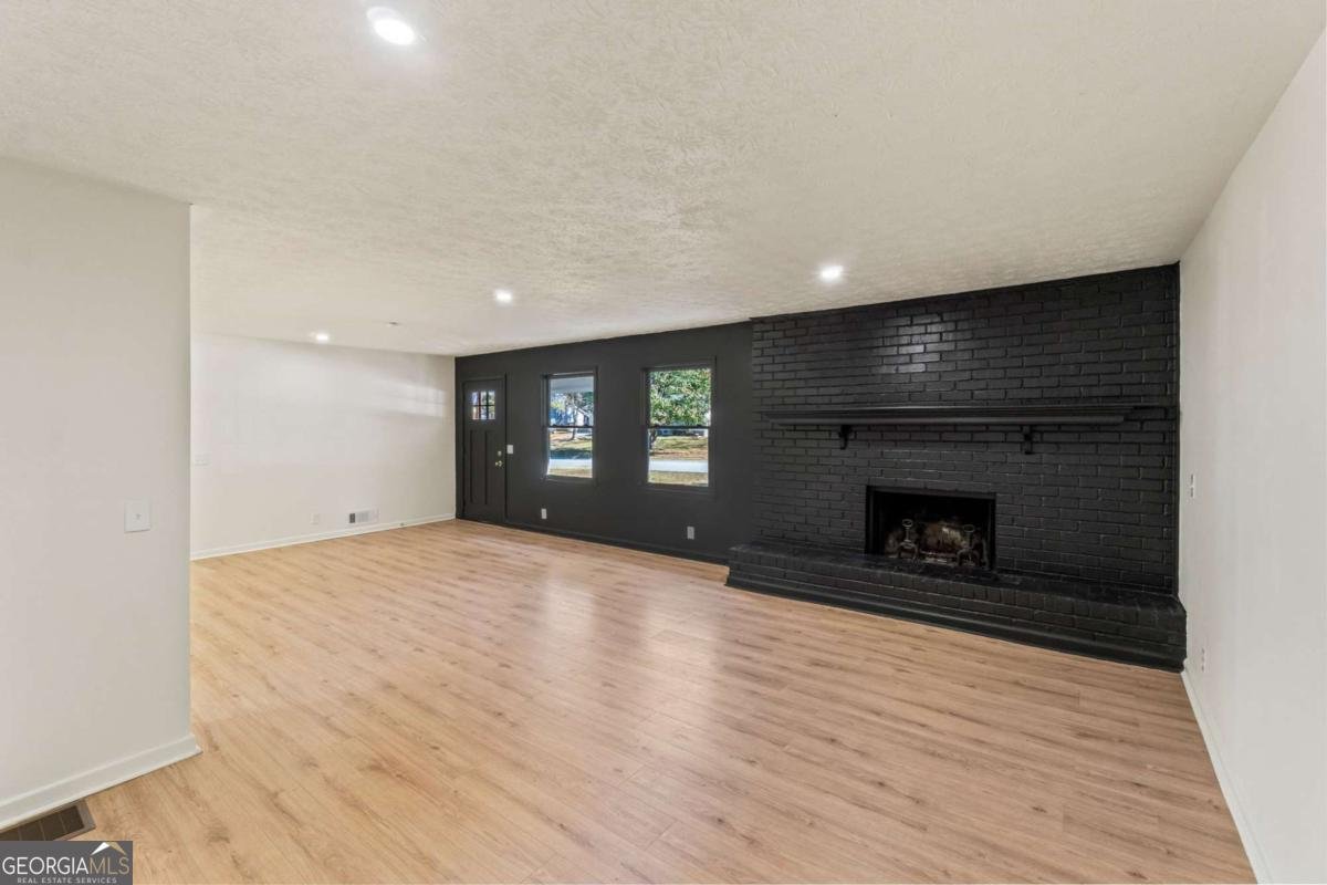 1791 CRESTRIDGE Circle Conyers - 4