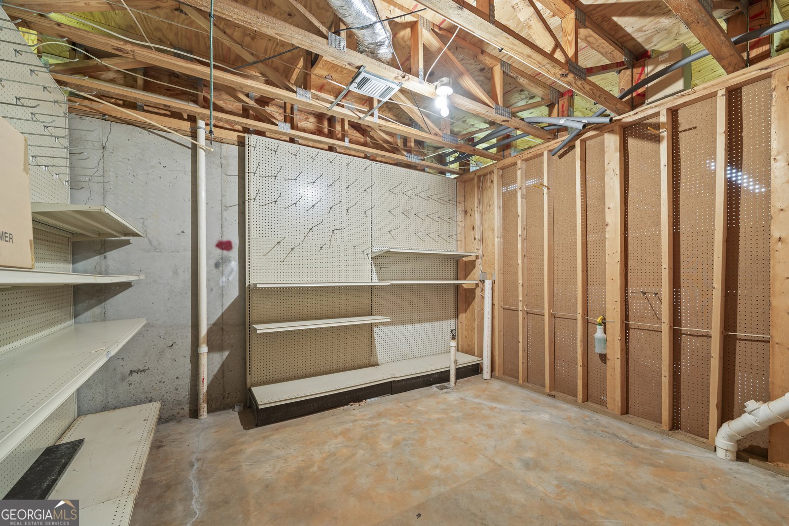 5336 Channel Drive Gillsville - 42