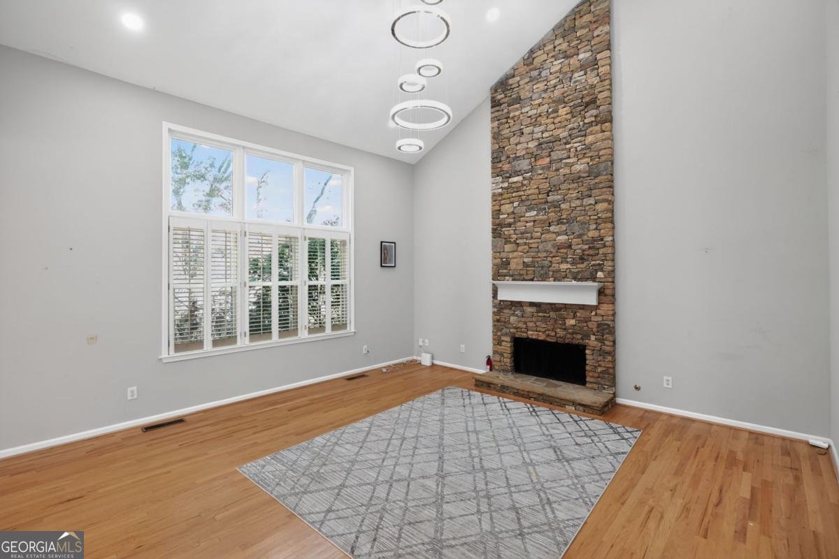 10950 Regal Forest Drive Suwanee - 6