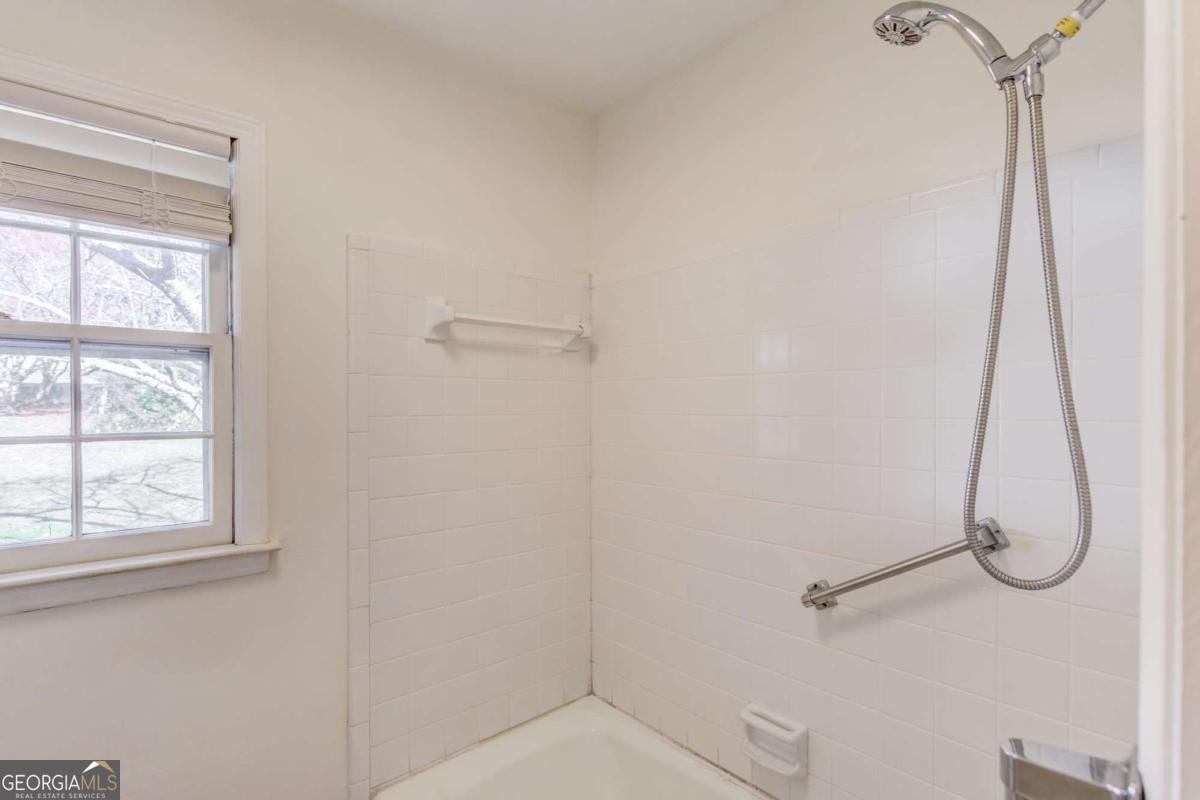 2614 Hickory Valley Drive Snellville - 24