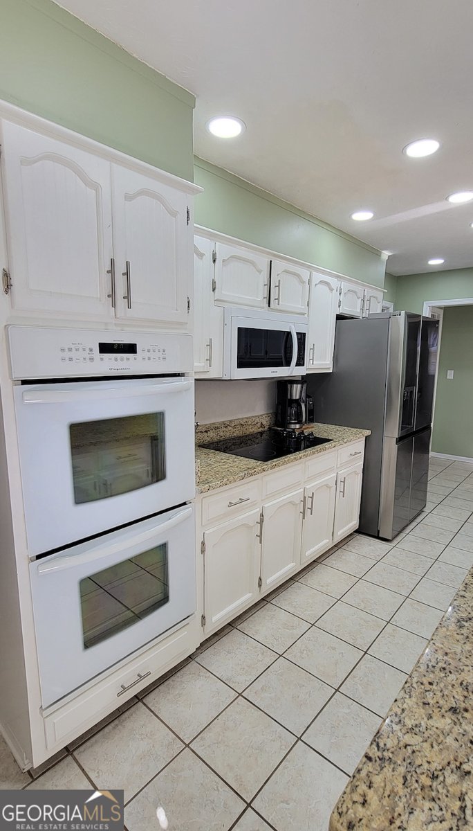 1080 Wedgewood Drive Fayetteville - 17